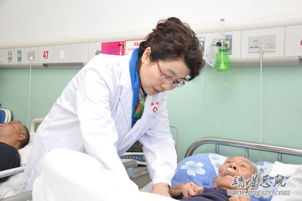 “情系西北__惠及百姓”全國醫(yī)學(xué)專家走基層大型公益活動_走進集團公司總醫(yī)院