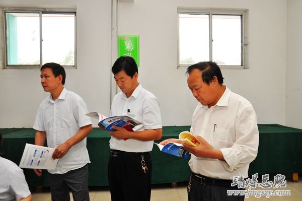 心連心情系職工健康體檢總醫(yī)院黨支部在行動------總醫(yī)院內(nèi)科黨支部、紅會一礦醫(yī)院黨支部在開展職工健康體檢活動