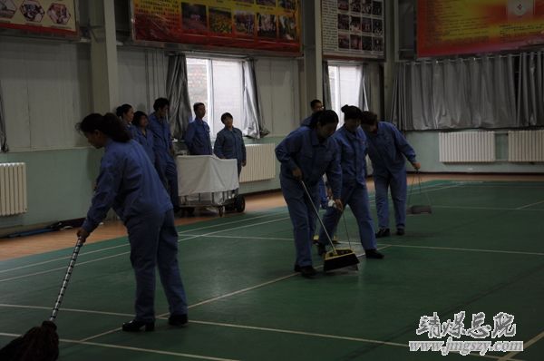 總醫(yī)院舉辦窗口禮儀考試