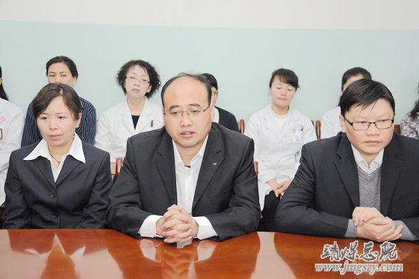 總醫(yī)院歡送第十二批衛(wèi)生支農(nóng)醫(yī)療隊員